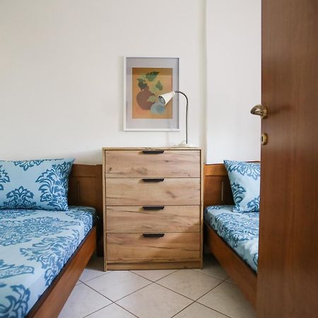 Roa Seaside Apartments Vergia Bagian luar foto